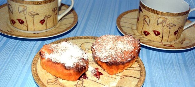 Творожные кексики с малиной