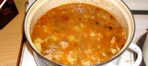 Рассольник на говяжьем бульоне классический