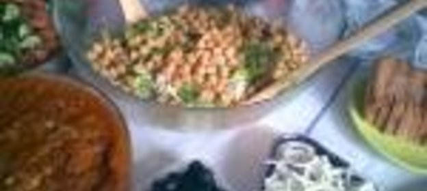 Салат Цезарь с курицей