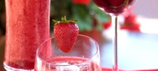 Вишнево-ягодный смузи