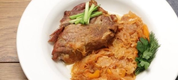 Щи по-уральски с мидиями