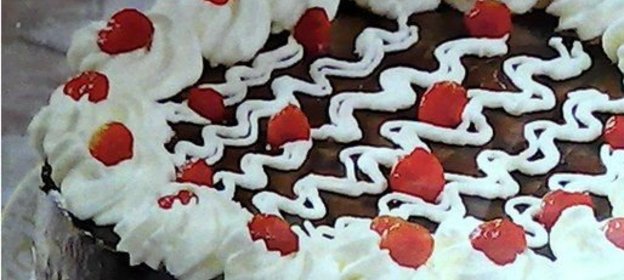 Салат из консервированной рыбы и сельди