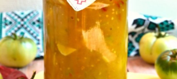 Острый соус из зеленых помидоров и яблок на зиму (в мультиварке)