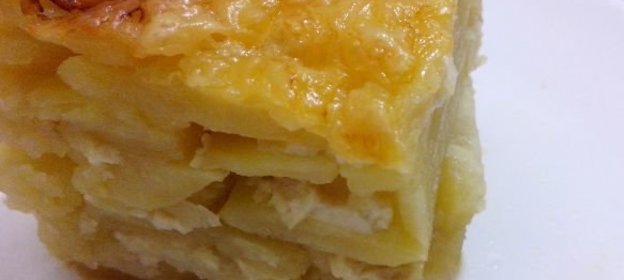 Салат из яблок и капусты с яйцом