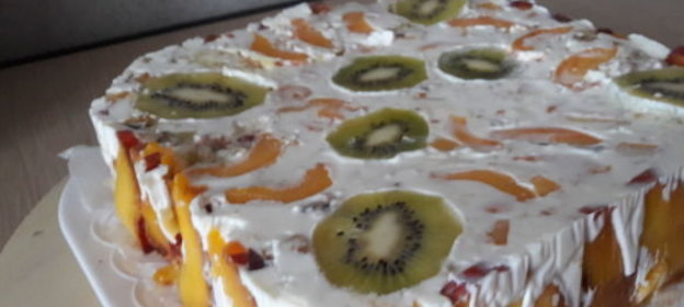 Фруктово-желейный торт