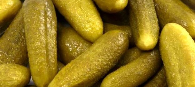 Соленые огурцы по-крестьянски