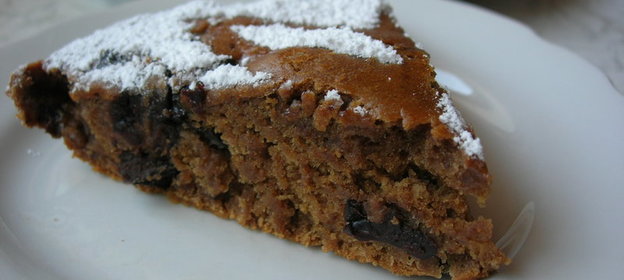 Постный пирог с черносливом и кофе. Видео