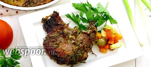 Свинина в духовке, в маринаде из белой смородины