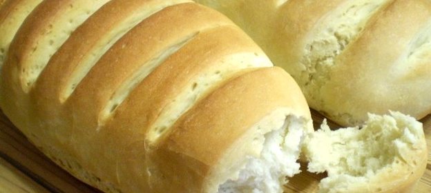 Батон в духовке