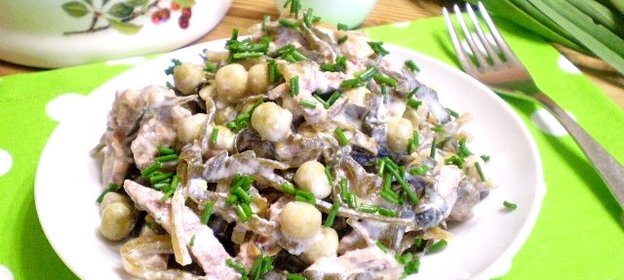 Диетический салат из морской капусты