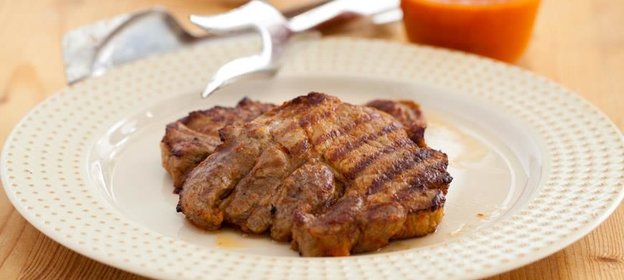 Свиная шейка в перечном маринаде, жаренная на гриле