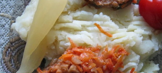 Хек под маринадом в томатном соусе