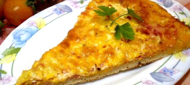 Пицца домашняя с двумя видами сыра