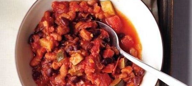 Жаркое из цуккини с фасолью