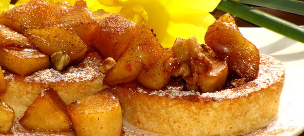 Pfannkuchen, оладьи с карамельными яблоками