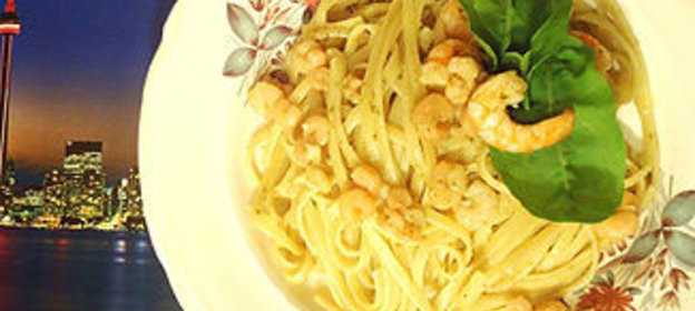 Паста с креветками и соусом песто Удачный улов