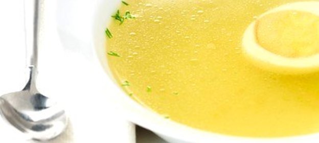 Ароматный куриный бульон