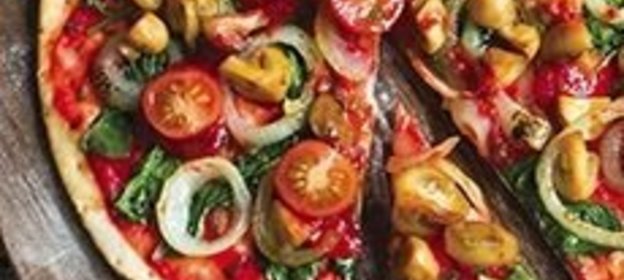 Пицца со шпинатом и грибами