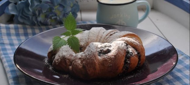 Булочки-веночки с джемом