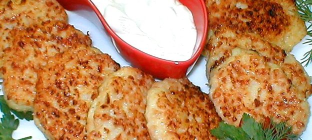 ОЛАДЬИ ИЗ ЦВЕТНОЙ КАПУСТЫ