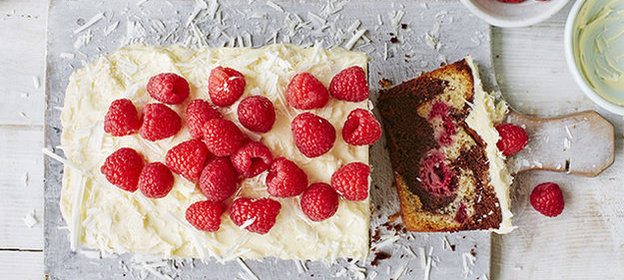 Кекс с малиной