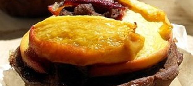 Маффины на рисовой муке с персиками