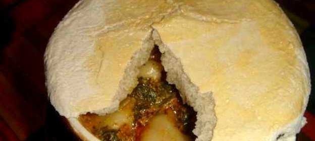 Пельмени в горшочках с печенью