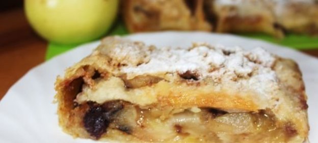 Прозрачный мясной бульон