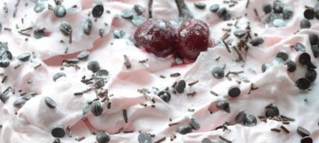 Шоколадный торт «Зимняя вишня»