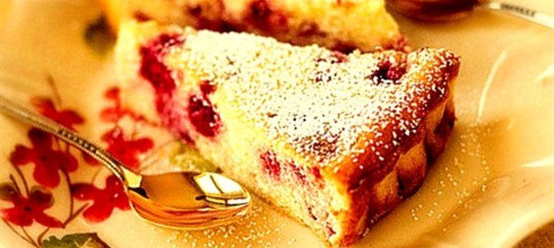 Творожная запеканка с брусникой