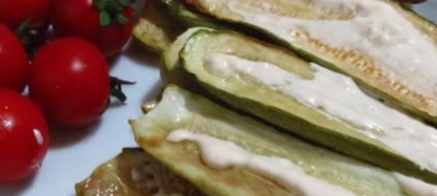 Фрикадельки в тыквенно-сметанном соусе