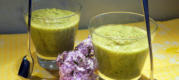 Салат не салат, скорее овощной йогурт