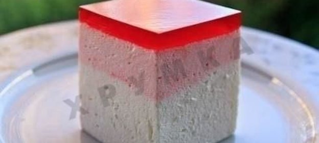 Птичье молоко с малиновым желе