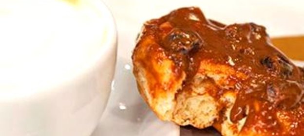 Булочки с корицей и сгущенным молоком