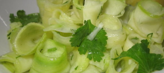 Волшебный кабачок (быстрый маринад для кабачков)