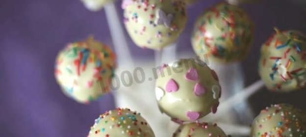 Белые кейк попсы на палочке