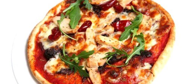 Пицца с маринованной уткой