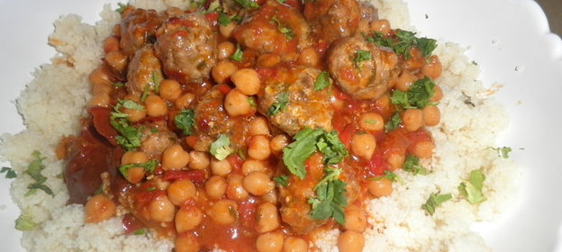 куриныйбульон с домашней лапшой в горшочке