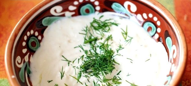 Соус с чесноком