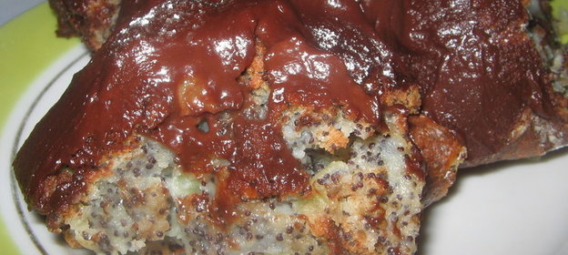 Кекс маковый с шоколадной помадкой