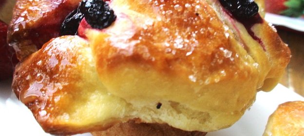 Булочки Ягодные фонтанчики