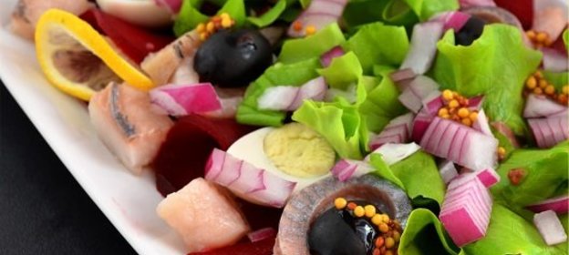 Салат из сельди и свеклы