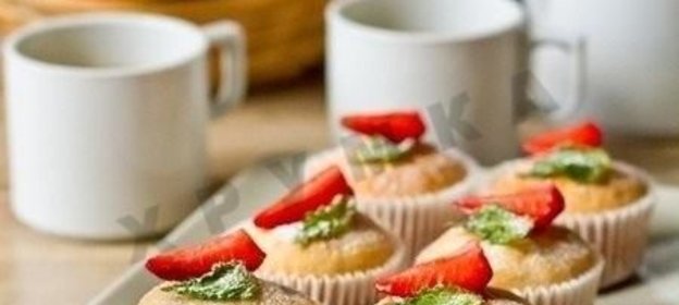 Маффины на клубничном йогурте