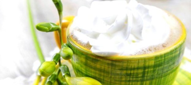 Белый горячий шоколад с тыквой