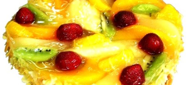 Торт с фруктами и желе