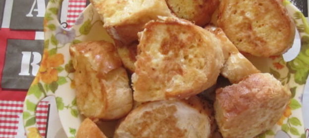 Хлеб с яйцом и специями