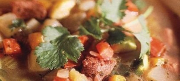 Пудинг из моркови с морской капустой и изюмом.