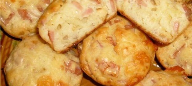 Маффины с сыром и ветчиной