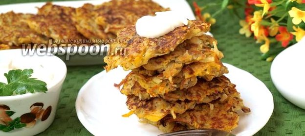 Картофельно-тыквенные оладьи с грибами