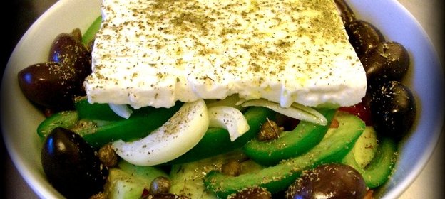 Салат с Фетаксой